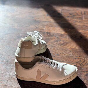 VEJA Women's Esplar Size 40 EU, 9 US